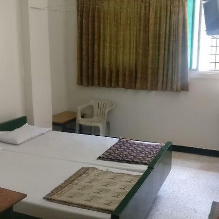 Solanki Guest House Kolhapur Εξωτερικό φωτογραφία