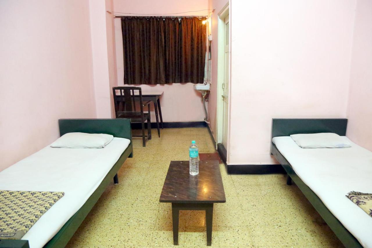 Solanki Guest House Kolhapur Εξωτερικό φωτογραφία