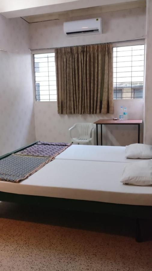 Solanki Guest House Kolhapur Εξωτερικό φωτογραφία